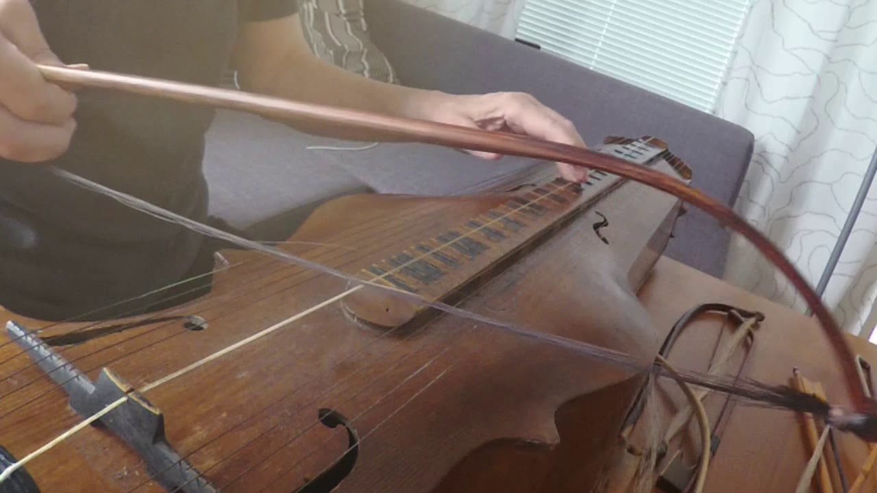 psalmodikon with a tune from 1967 and sgt Pepper