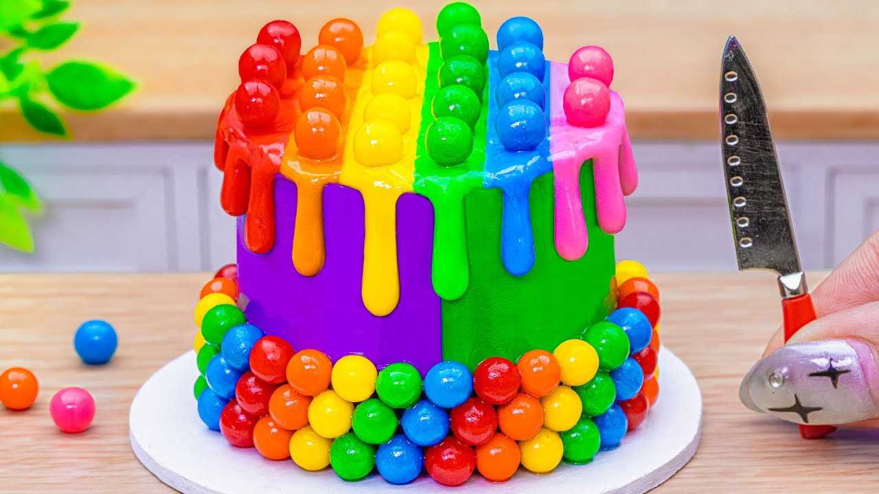 Miniature Rainbow Kitkat Cake Recipe – Perfect Tiny Colorful Cake Decorating🌈 | Dreamy Cake