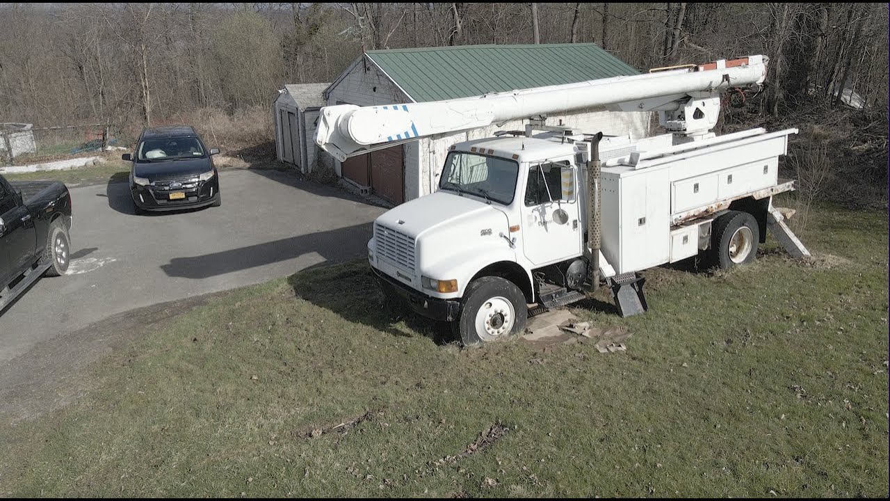 WILL IT START? Bucket truck recovery