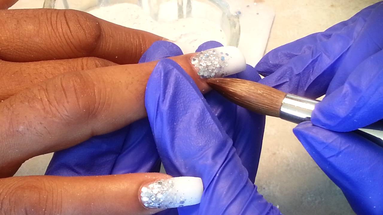 Quick Ombre White and Glitter Acrylic Powder.