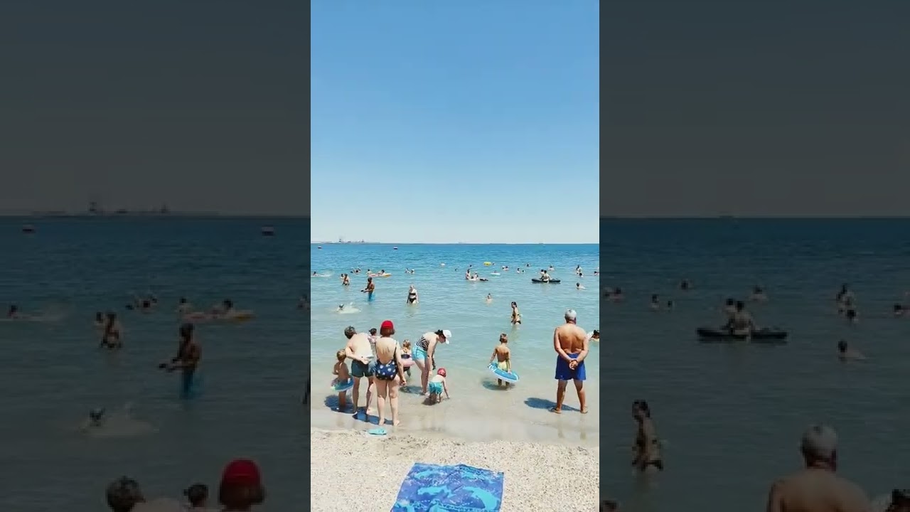 Eforie Nord - Plaja Debarcader - marea este liniștită - Iulie 2022