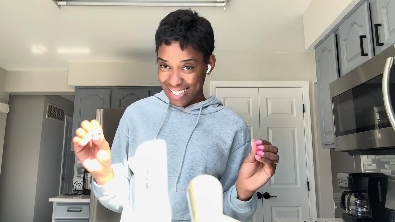 SPEND THE DAY WITH ME| Bree Smith