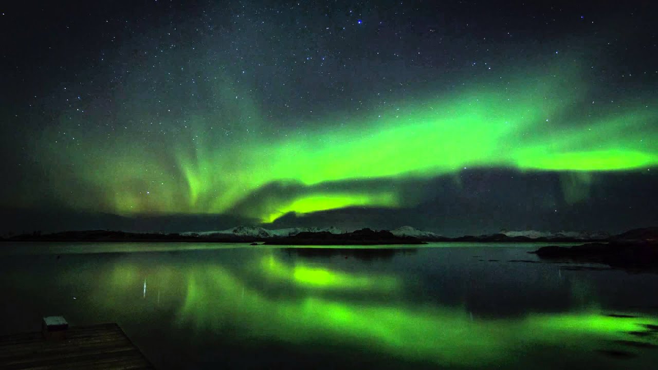 AMAZING Arctic Aurora display (Northern Lights) Lofoten, Norway