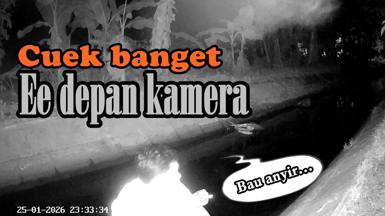 Parah! BAB Depan Kamera Pas Lagi Eksperimen CCTV