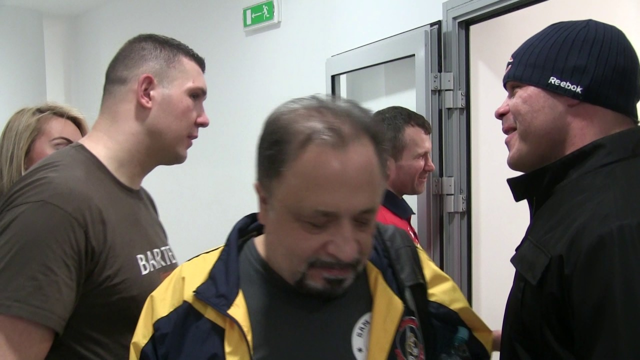 Poskromiony Mollo gratuluje Zimnochowi zwycięstwa