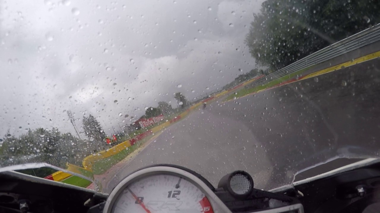 Spa - S1000RR - 24/07/2017 - Session complète sous la drache.