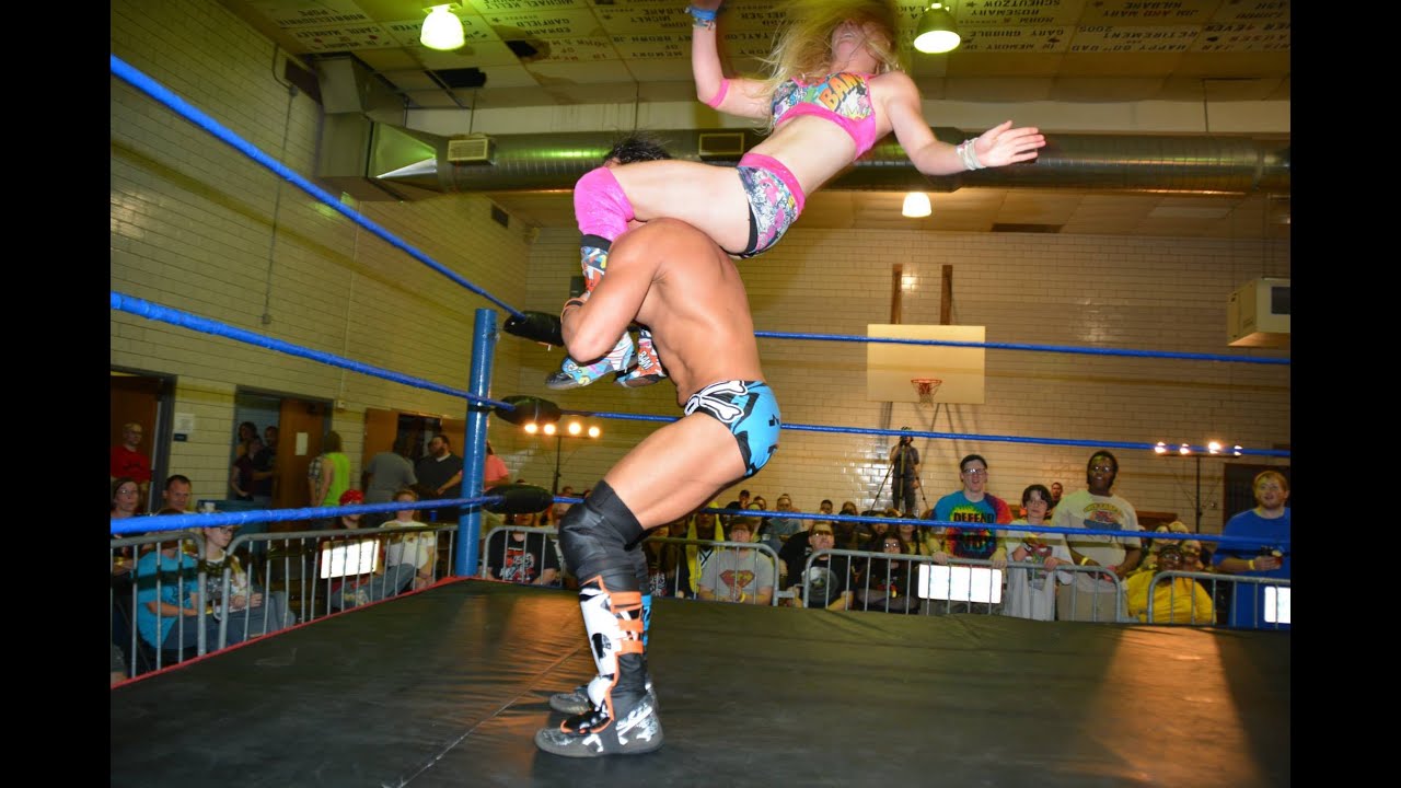 Candice LeRae VS.  Johnny Gargano -Absolute Intense Wrestling [Intergender Wrestling]
