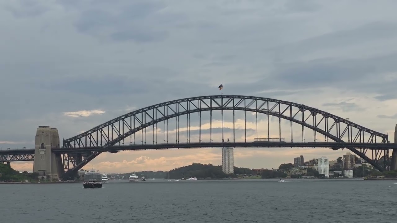 Sydney harbor view from on the dinner cruise. 10th Feb,2026 .Zetstar tour group.