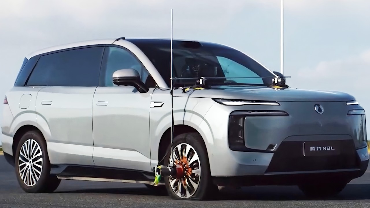 BYD Denza N8L: передовые технологии, испытания на безопасность, демонстрация поворотов на месте, ...