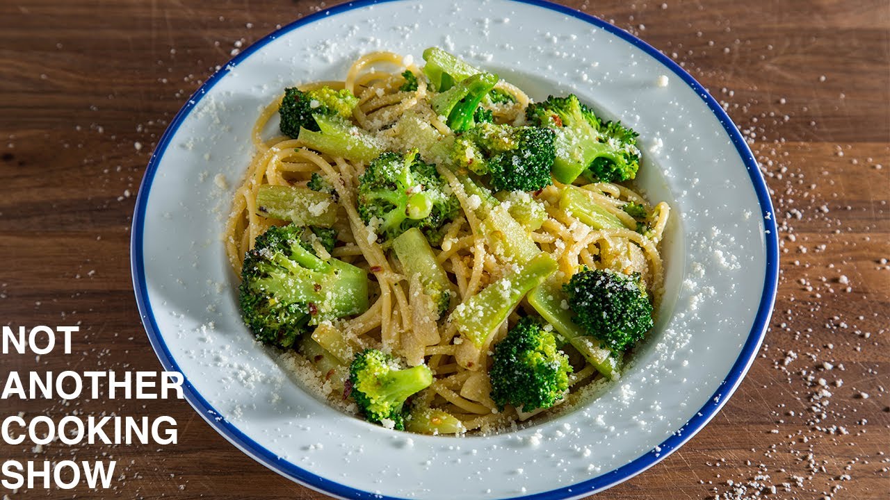 MY METHOD for making SPAGHETTI with BROCCOLI GARLIC AND OIL