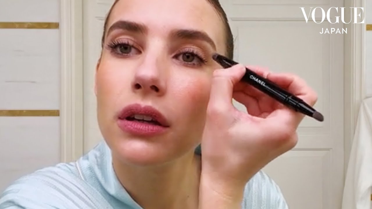 エマ・ロバーツの美形メイク＆毎日の丁寧なスキンケア。| Beauty Secrets | VOGUE JAPAN