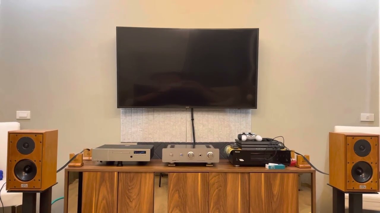 Sugden a21se sig with Harbeth P3esr
