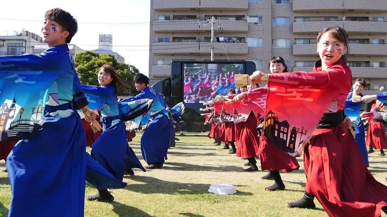 早稲田大学