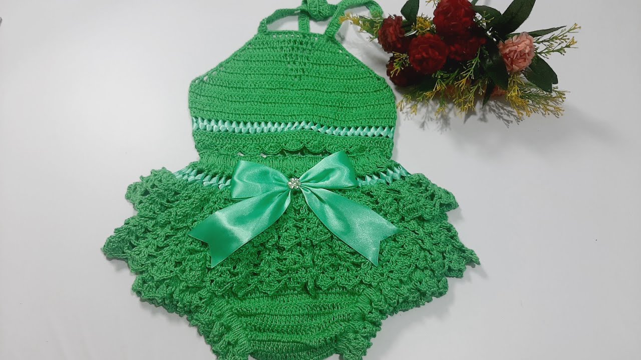 Top cropped de crochê para bebê/ com trançado de fita/passo a passo