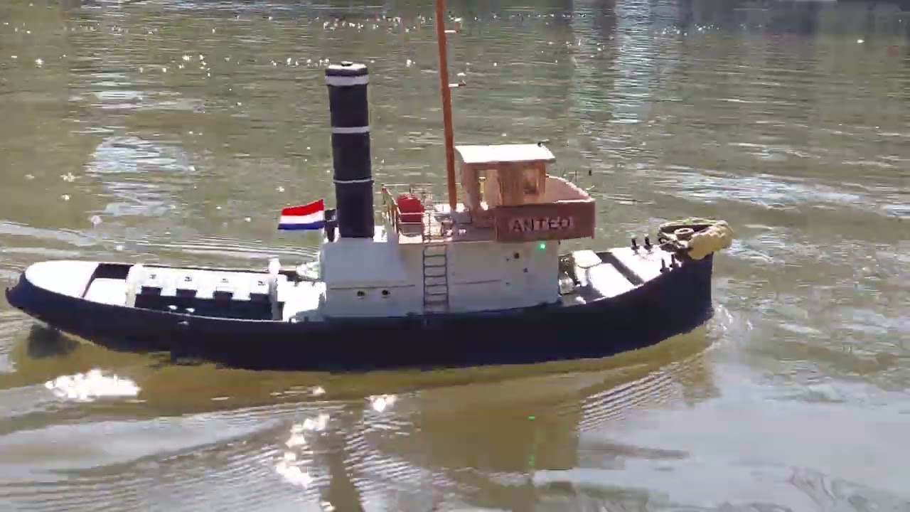 Model Bouw Club Zuid Limburg - Vaaracties op de vijver in het Steinerbos 1