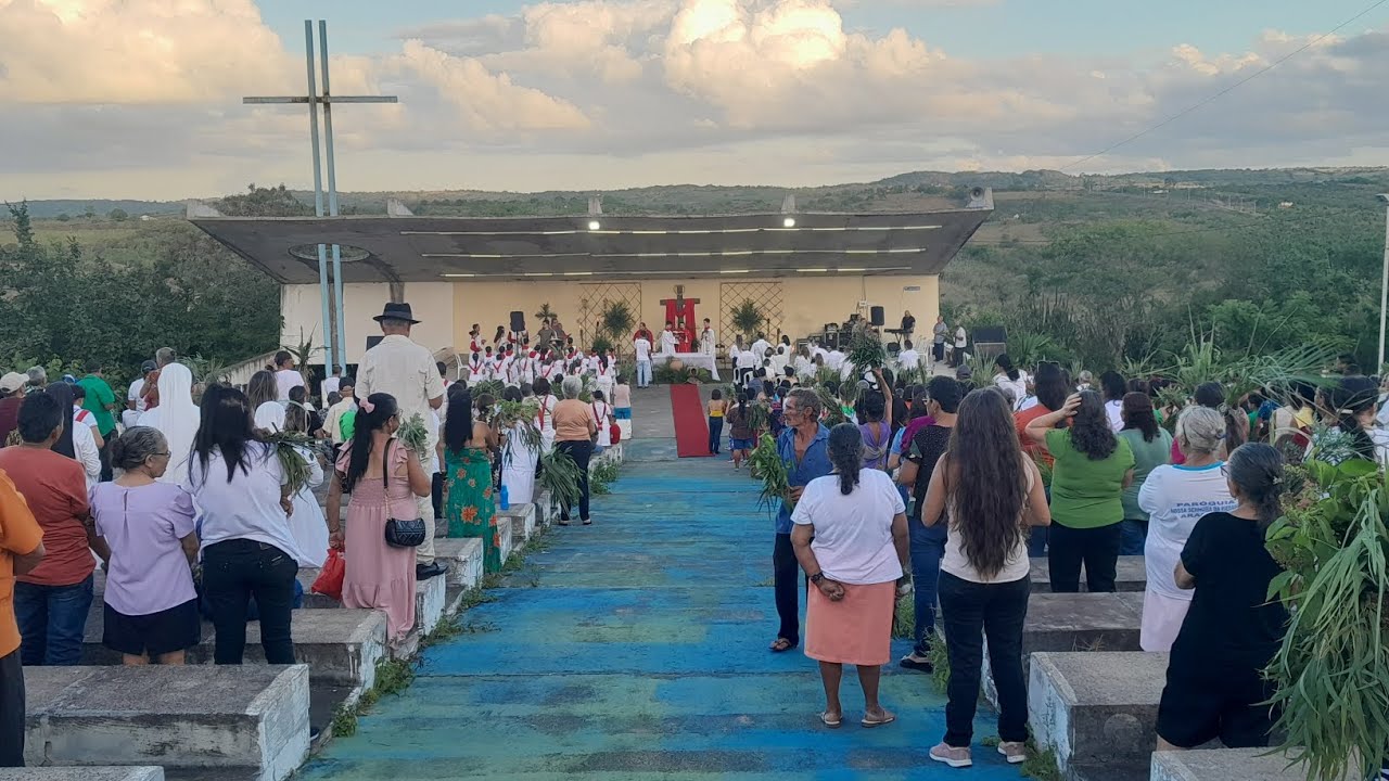PROCISSÃO DE DOMINGO DE ARAMOS DE ARARA A SANTUÁRIO PADRE IBIAPINA SANTA FÉ SOLANEA PB