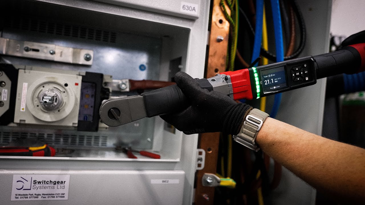 Connecting a 630A supply into a 2000A 3 phase panel