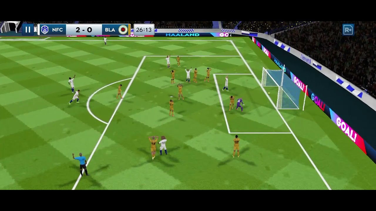 Haaland is a threat of goal in DLS. LOL