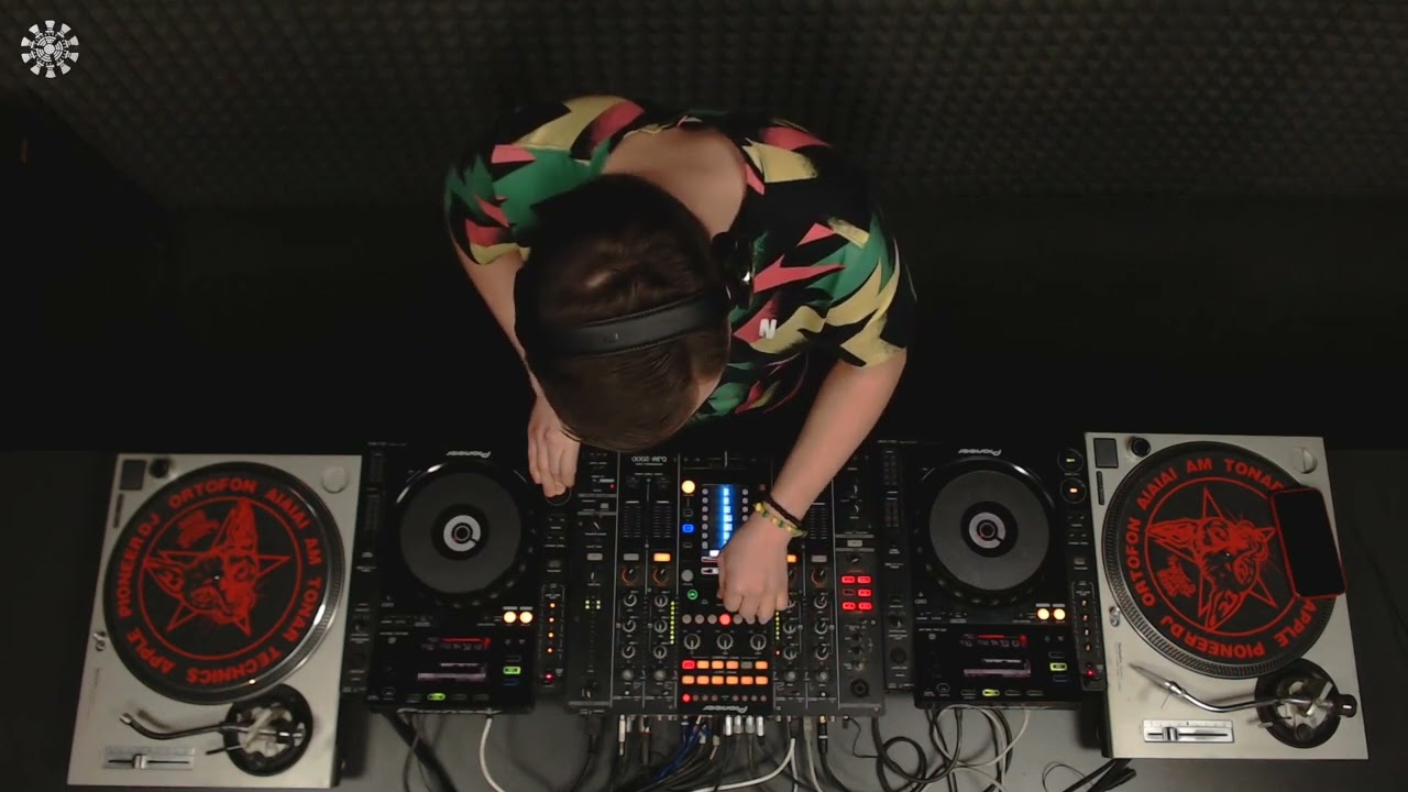 its all about music Live set by Mergen Music - tech house