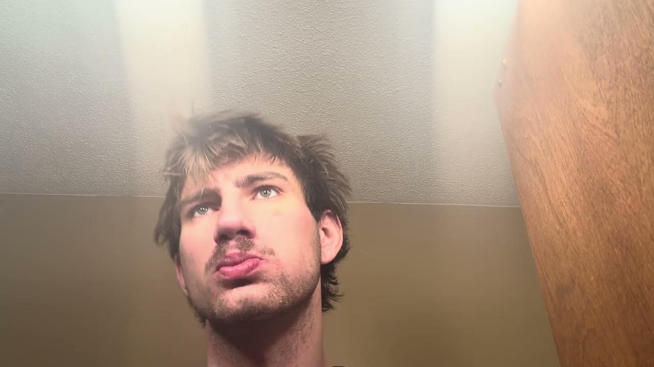 Blind guy brushes his teeth ￼