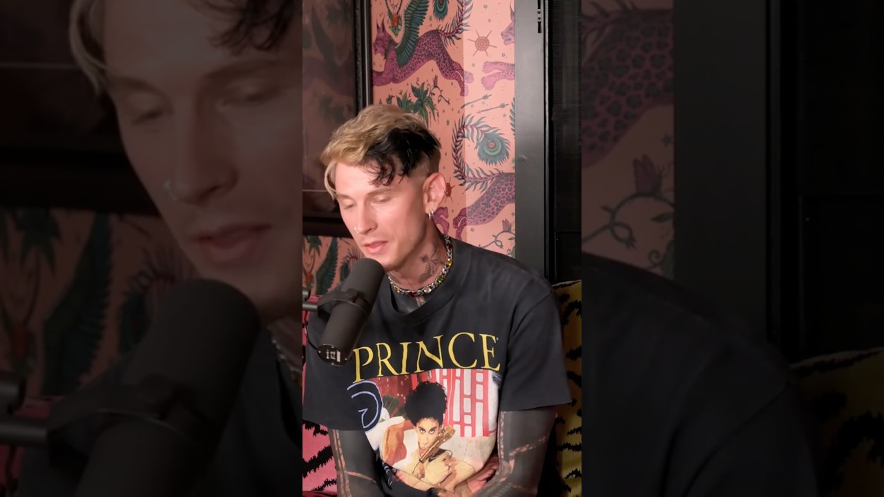 #mgk gushes over #meganfox - I mean we all do, don&rsquo;t we?