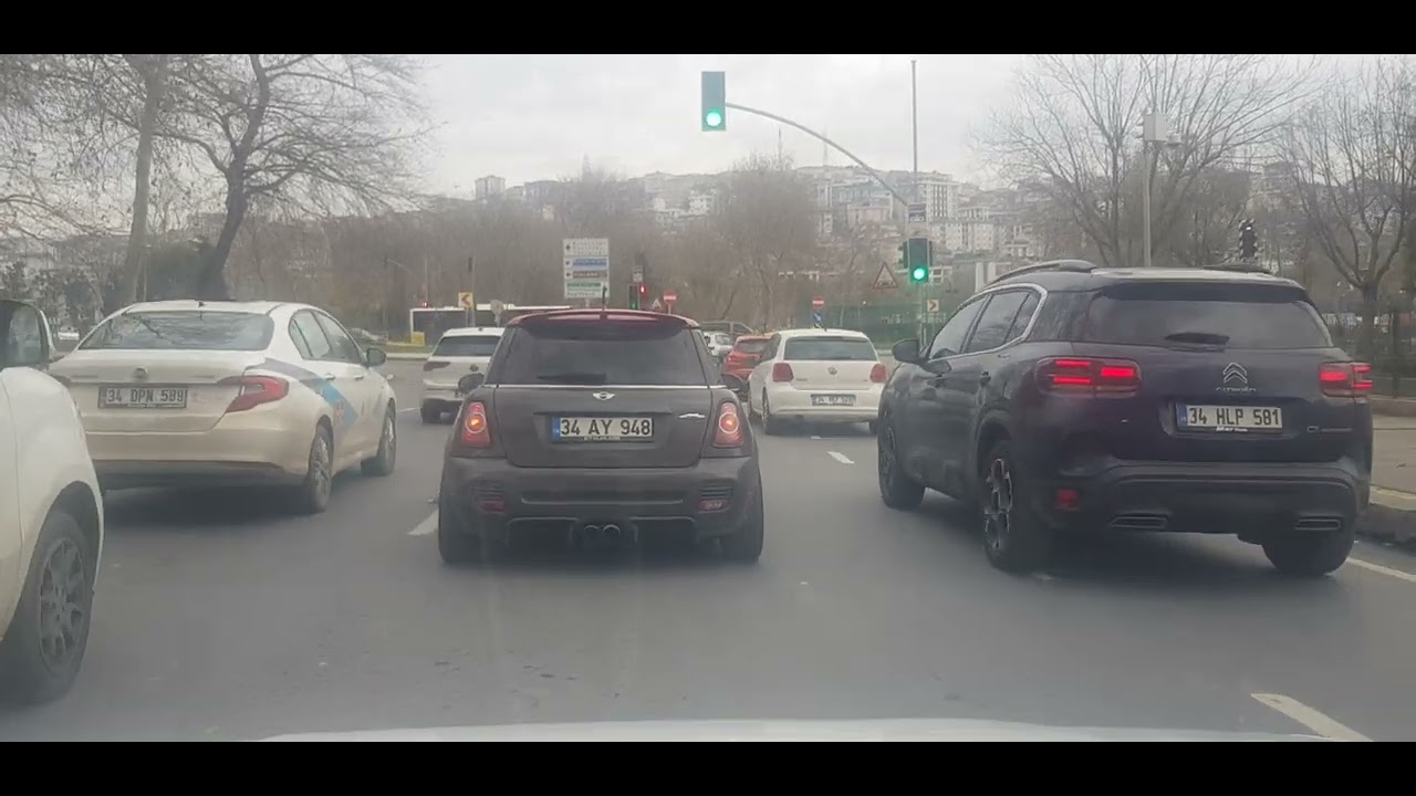 ALİBEYKÖY TRAFİK IŞIKLARI REZİLLİĞİ