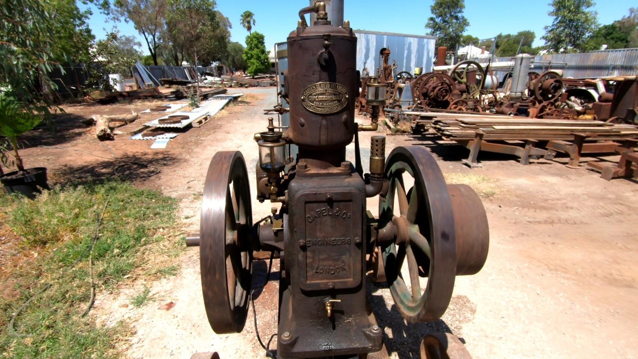 Vintage engine start up.  5-1/2hp Capel.
