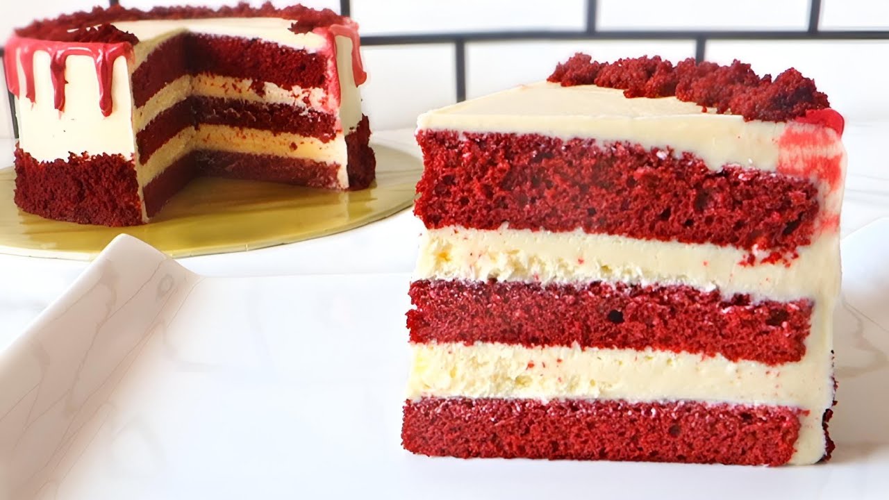 Red Velvet Cake with Cream Cheese Frosting / Red Velvet Moist Sponge Cake / Unsweet Cake Recipe
