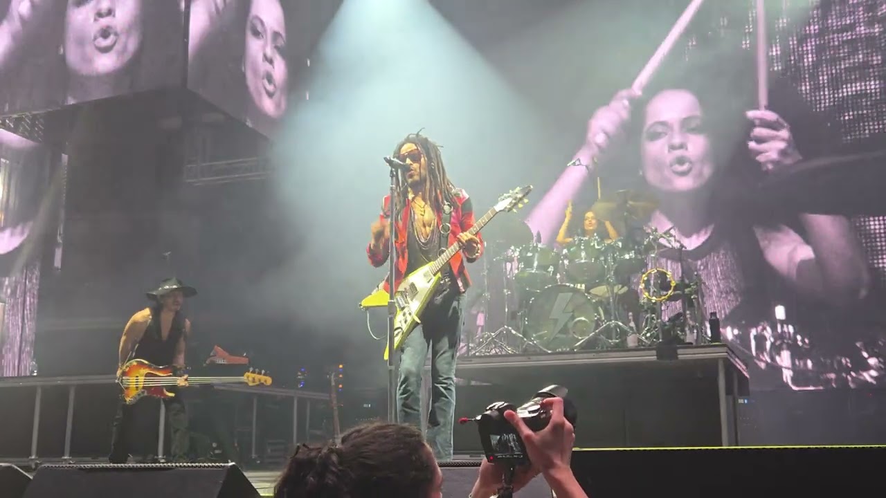 Lenny Kravtiz - Are You Gonna Go My Way - Monterrey 2026  