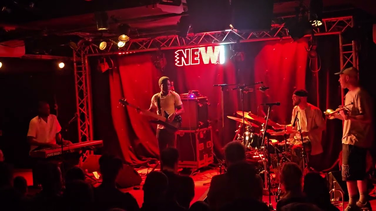 Beautiful sound from Ashley Henry @ new morning