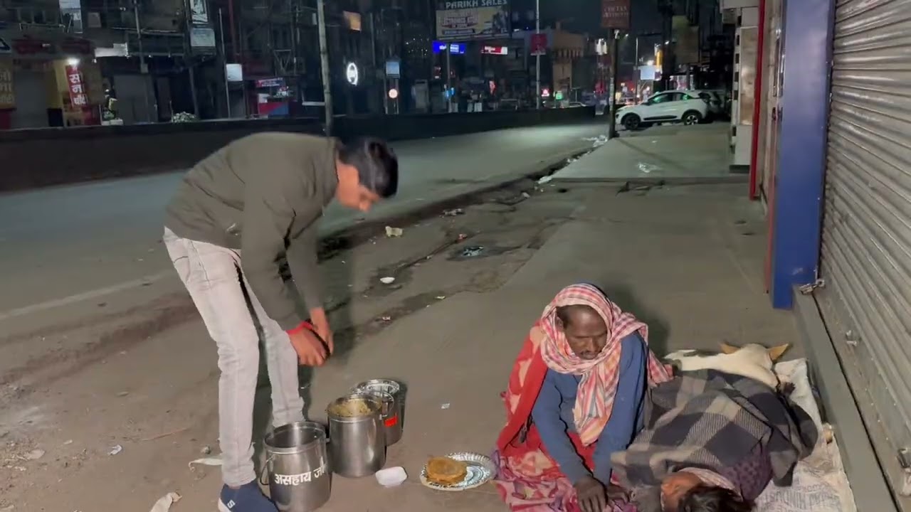 Waqt sikha deta hai jeene ka Hunar,Fir kya naseeb, kya Muqaddar aur kya haath ki Lakeerein ”🥹❤️‍🩹