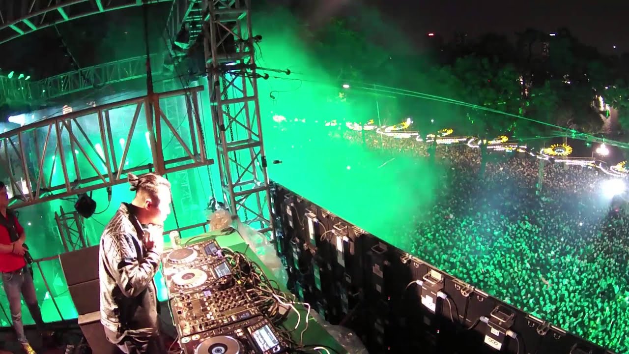 DuongK live at Heineken Countdown Party 2015 - Intro Nồng Nàn Hà Nội