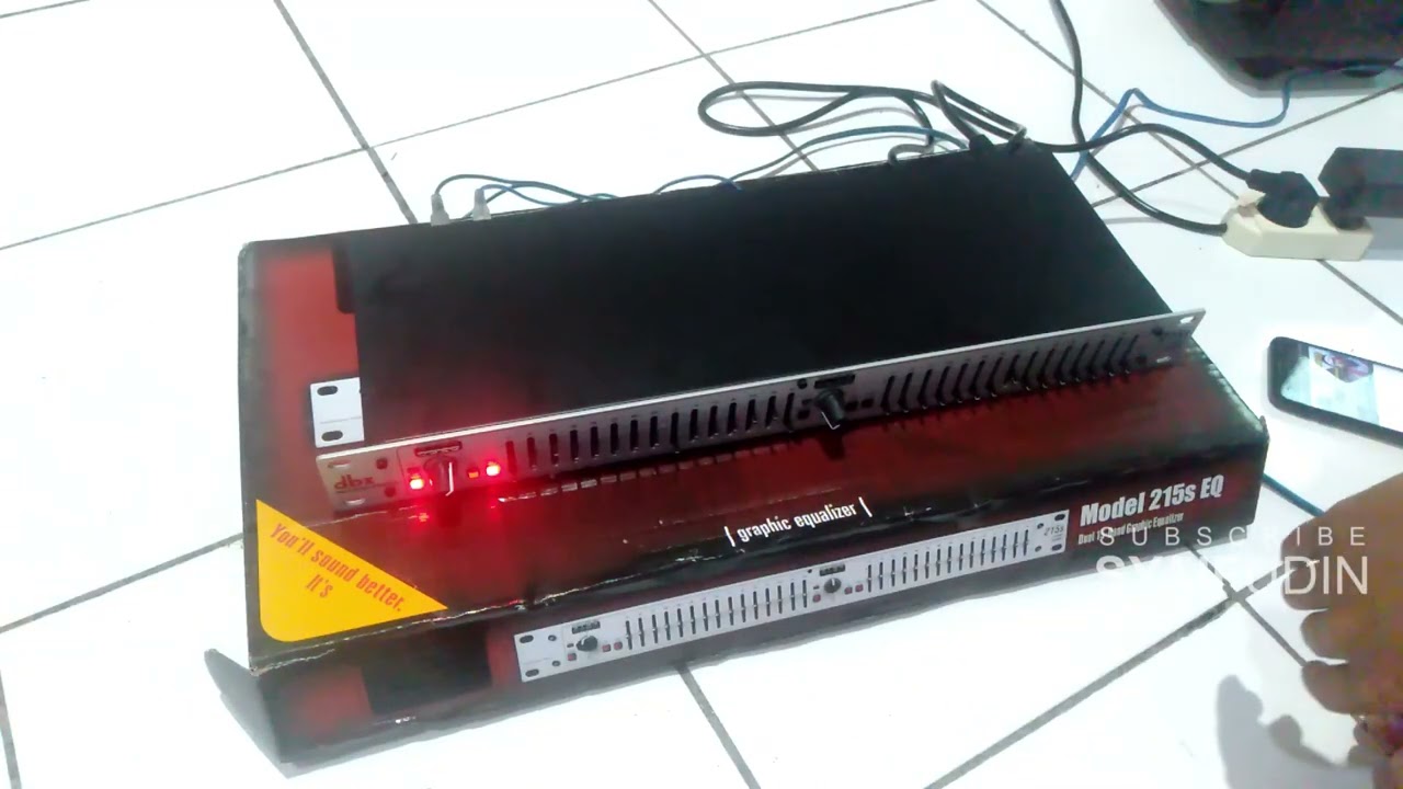 Unboxing dbx Model 215s EQ Dual 15 Band silver