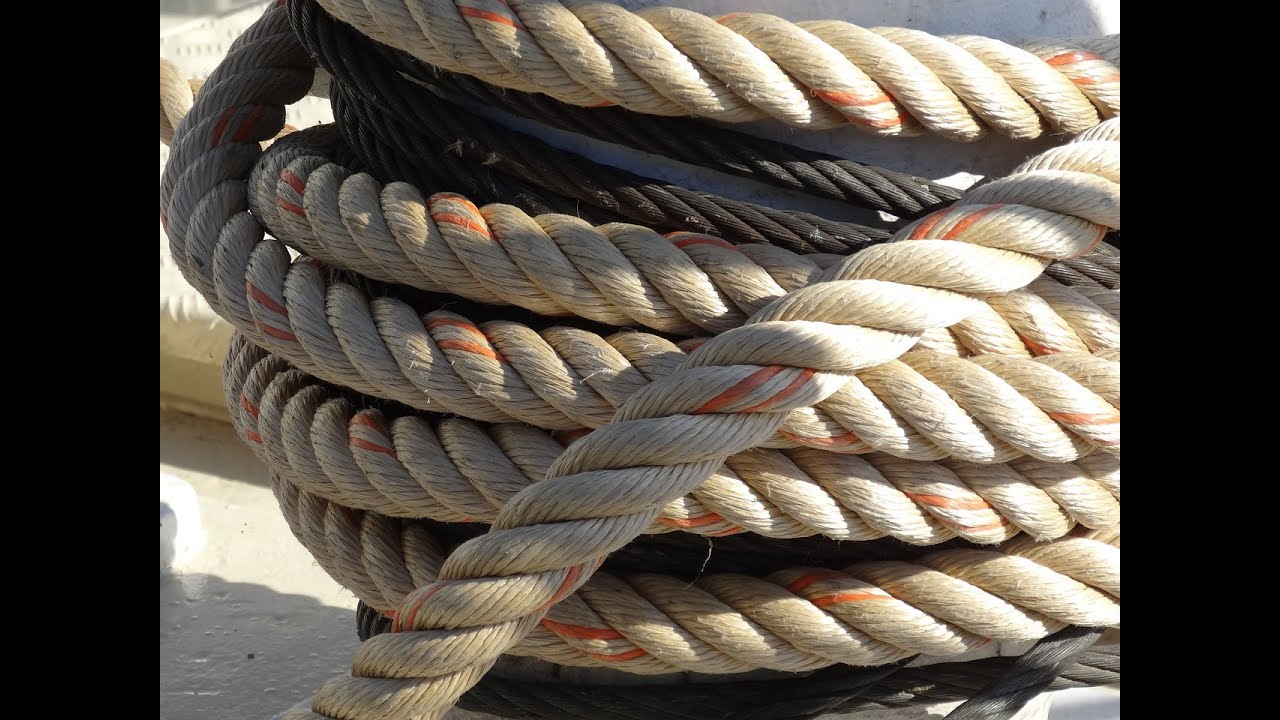 Arriado y amarre de un buque cuando llegue a puerto, procedimiento