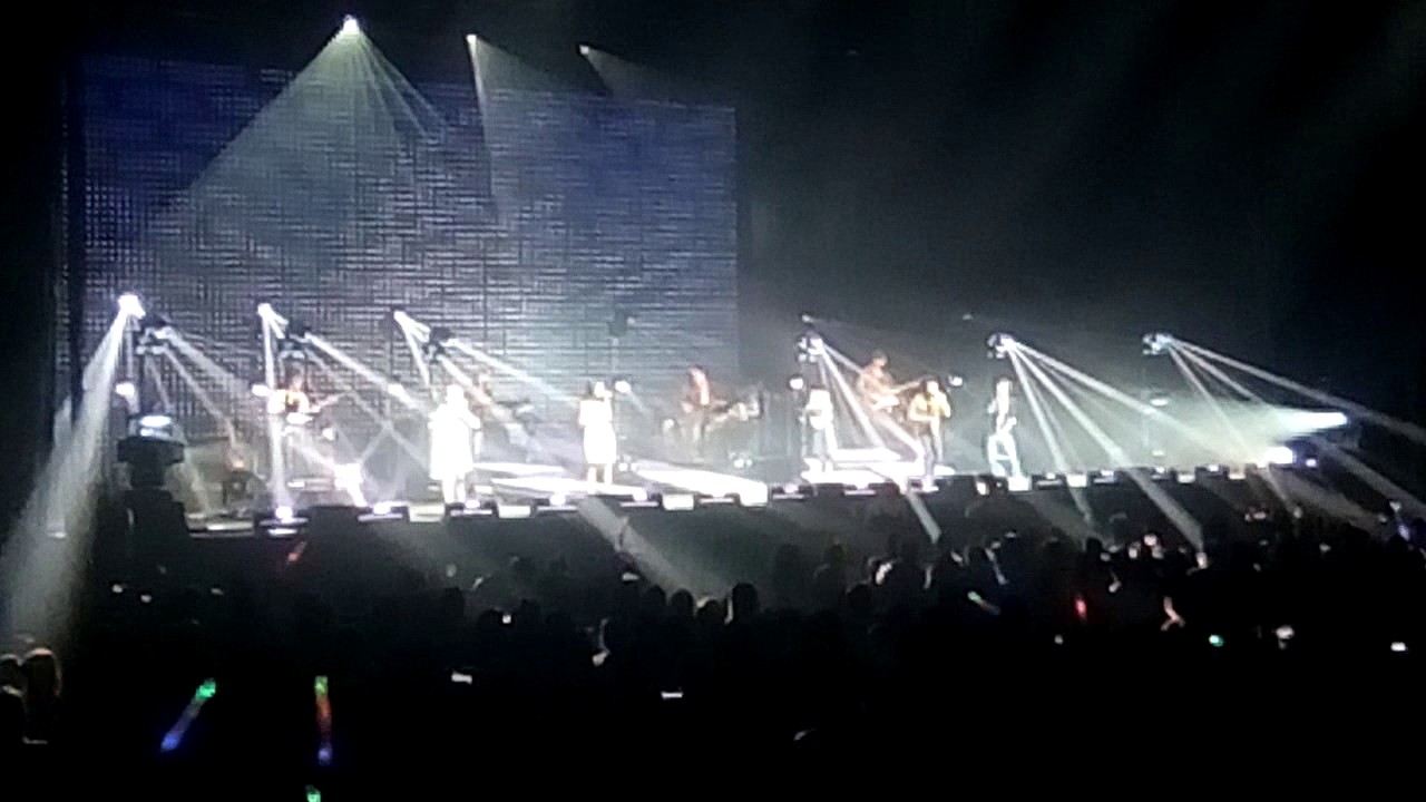 Kids United on écrit sur les murs concert à Amiens le 06/11/2016