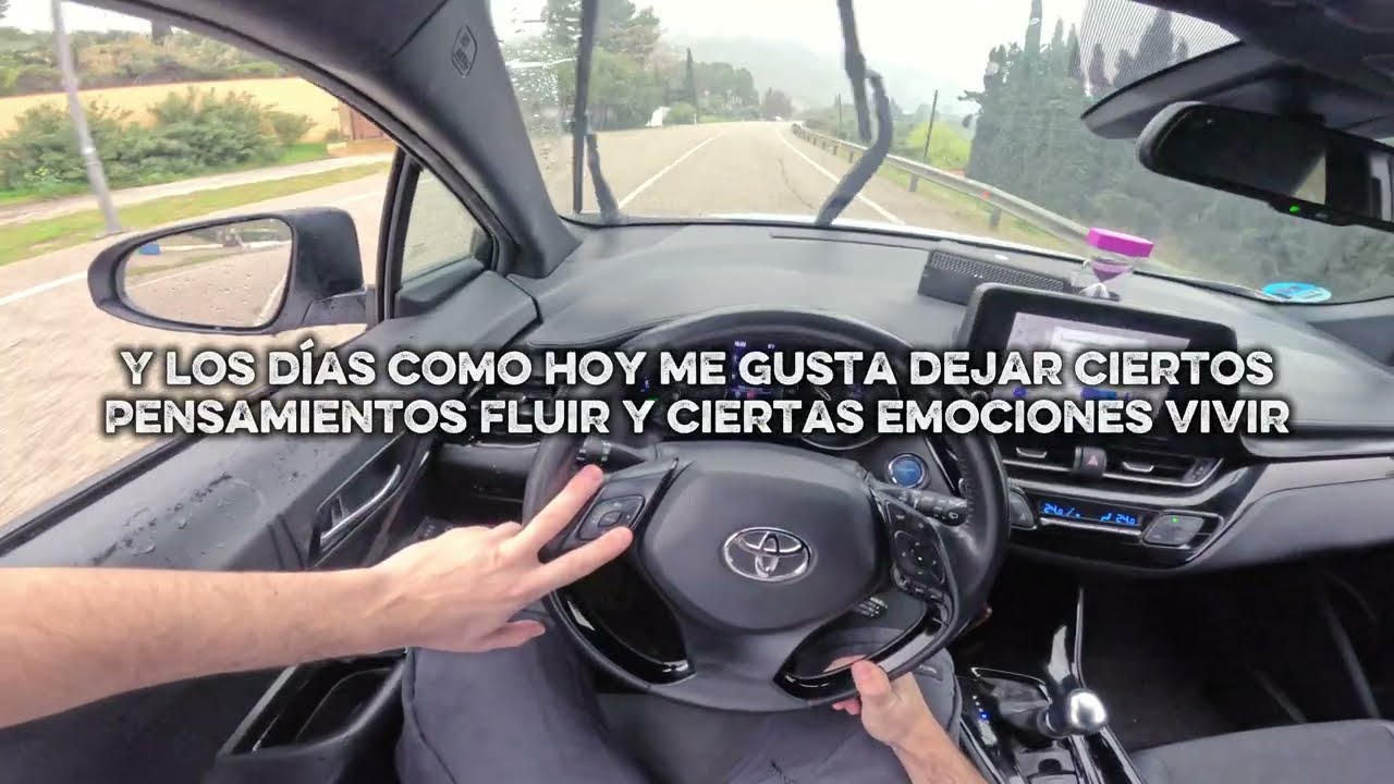 Toyota C-HR 2022 🚘 Conduciendo con Lluvia hoy - Ep 04