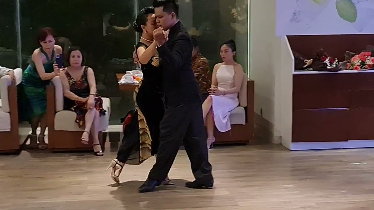 Louie & Alice - Osvaldo Pugliese - La Tupungatina - Da Nang city, Vietnam Tango Marathon