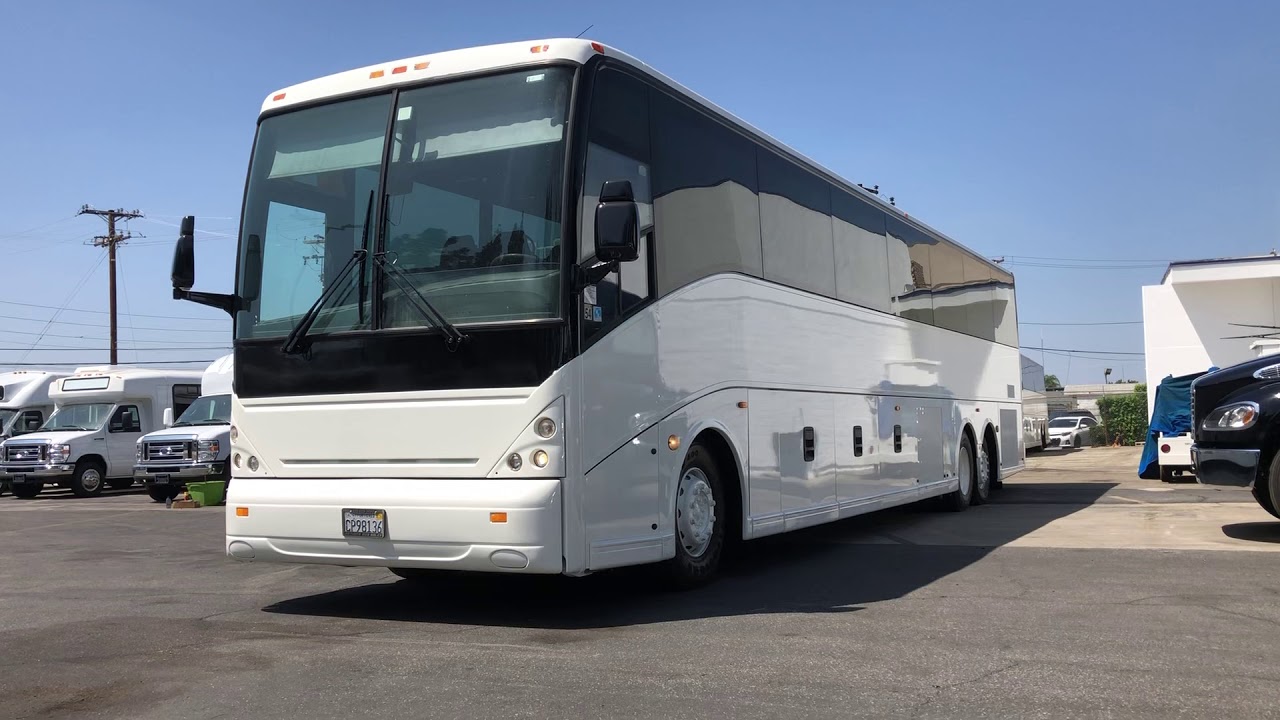 (SOLD) 2010 VanHool C2045 remarketed by Chelax Industries