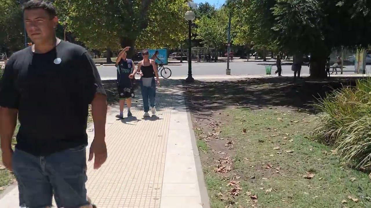 4K - TURISMO - MAR DEL PLATA - PLAZA SAN MARTIN