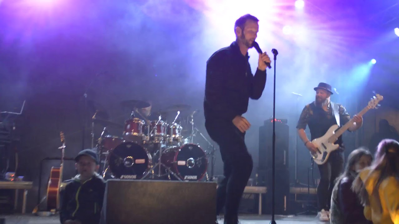 Enorm Kings Night Lonneker 2018   Cover   Queen Medley