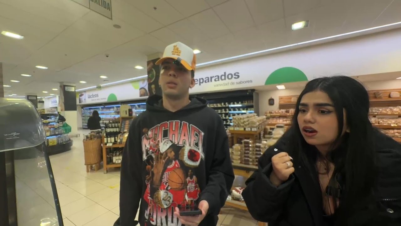 BEBOTE y ANDREITA arrasan CON Tottus 🛒