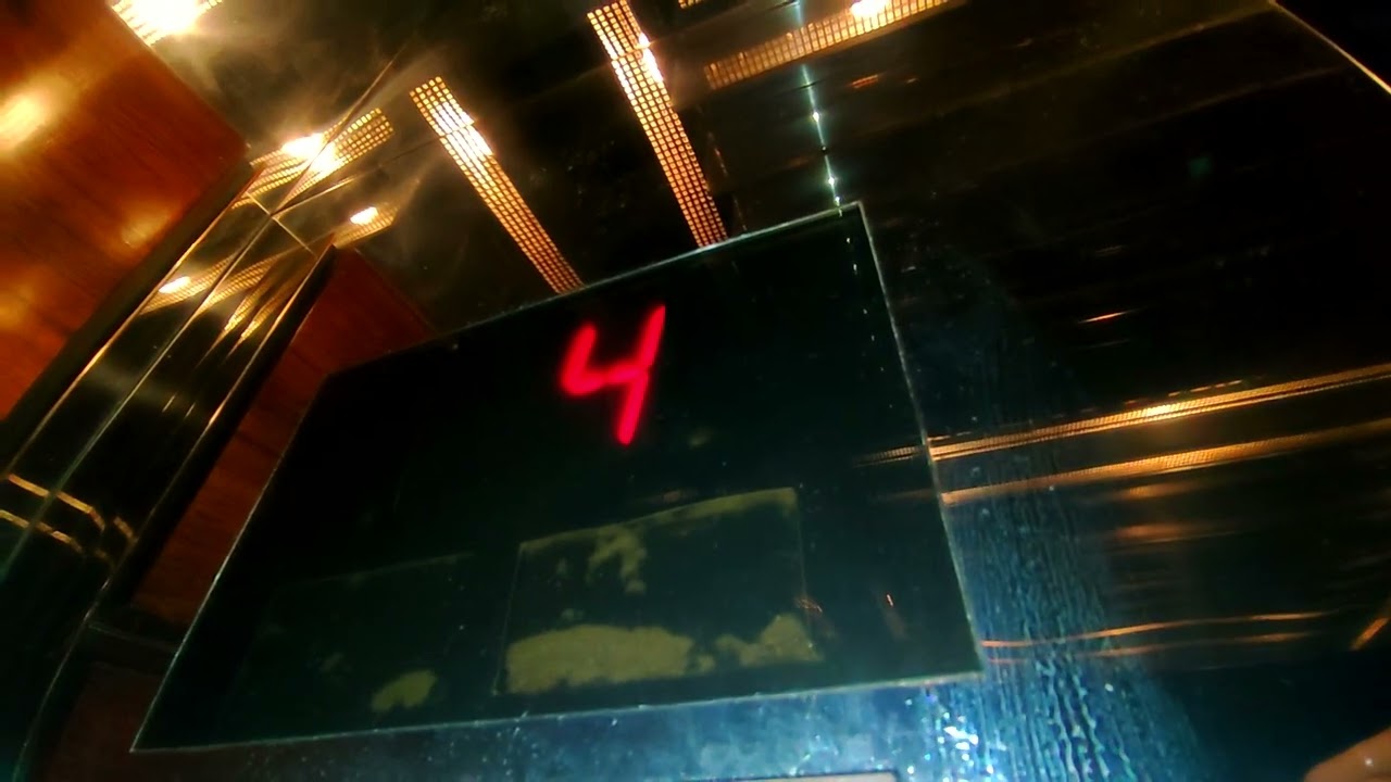 High speed 7m/s Otis lifts in New York