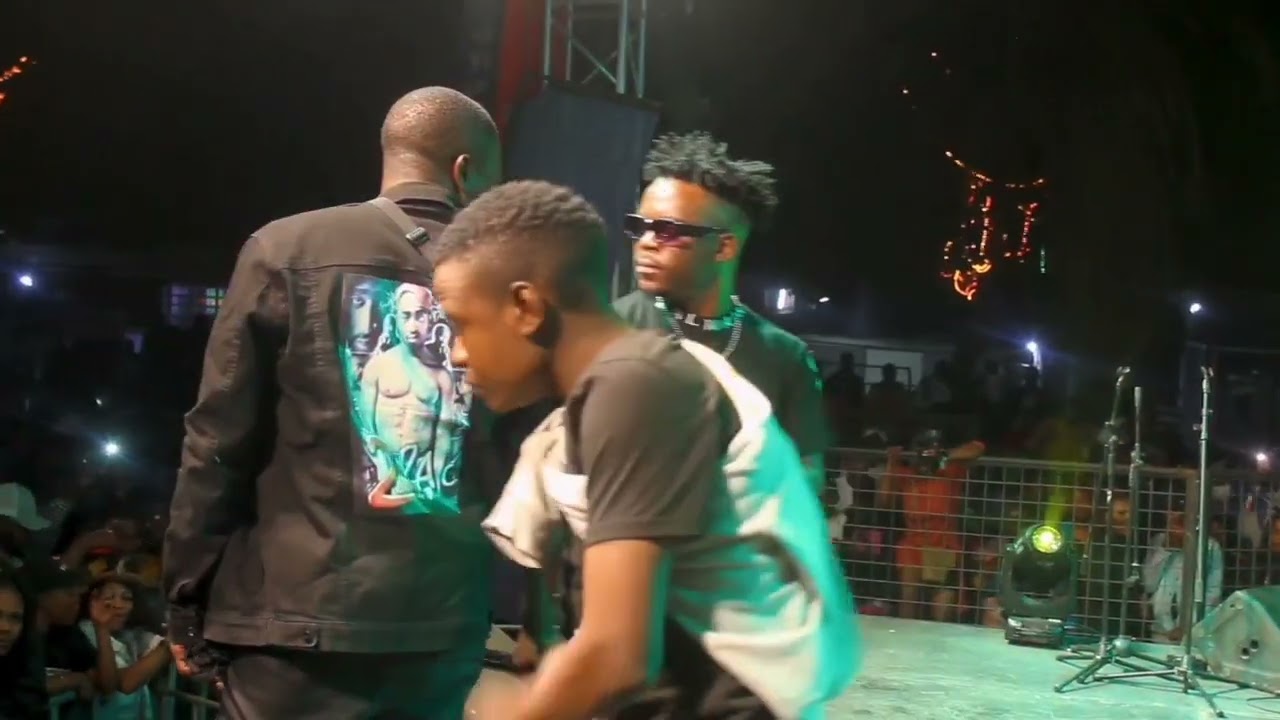 Holy Ten & Michael Magz Live Performance @Mabvuku Kasi Kasi