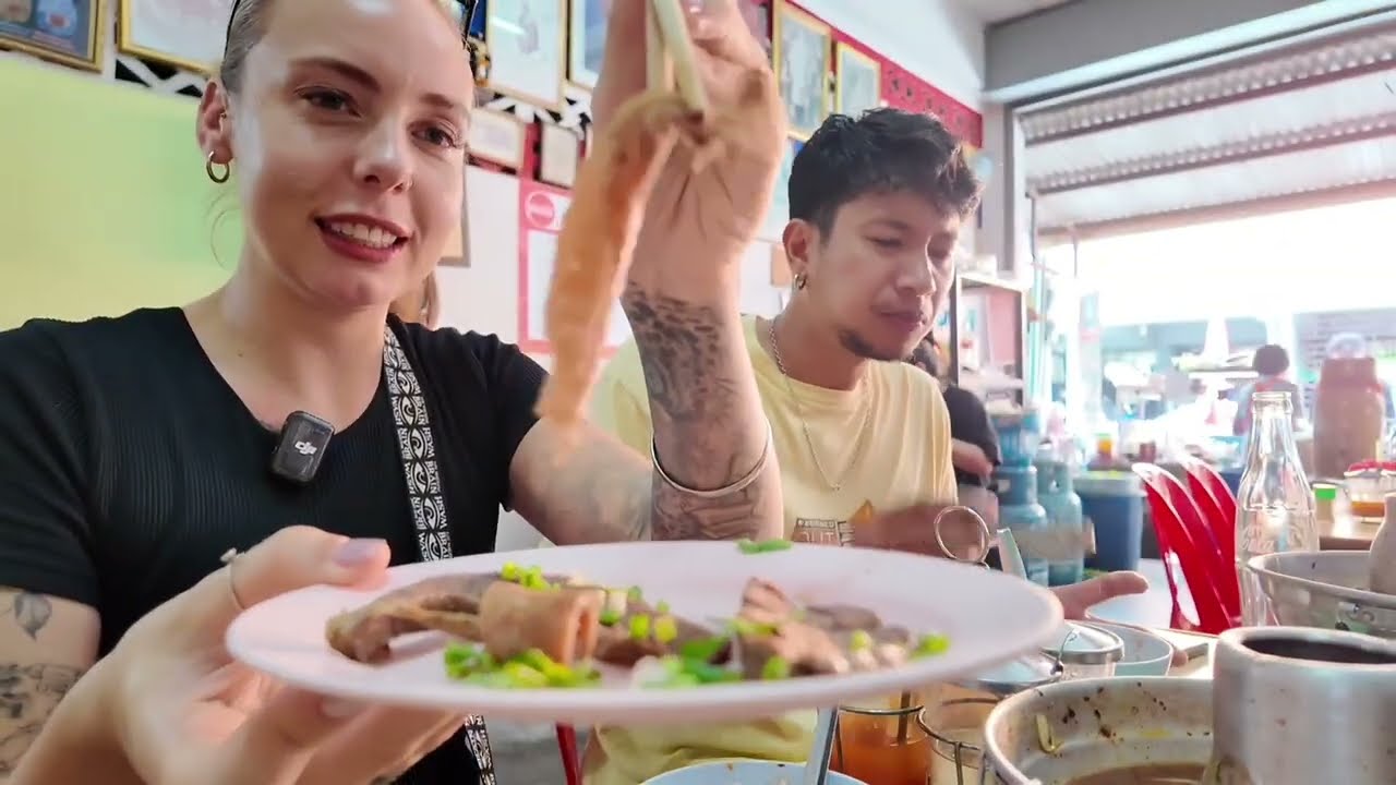 พาไปกินร้านถูกและอร่อย 'ตาทุมต้มเนื้อสารพัดรสเด็ด'  🥩✨ 🇹🇭
