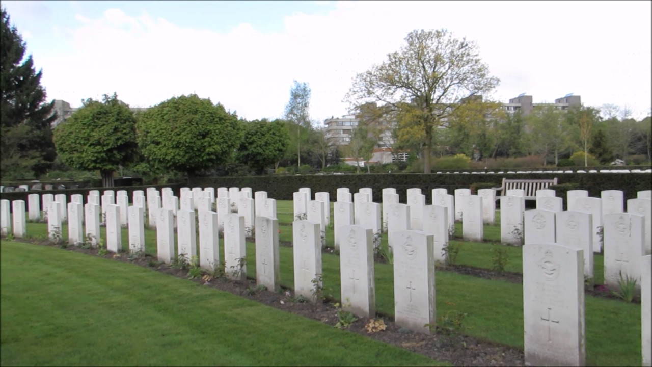Eindhoven (Woensel) General Cemetery in the Second World War