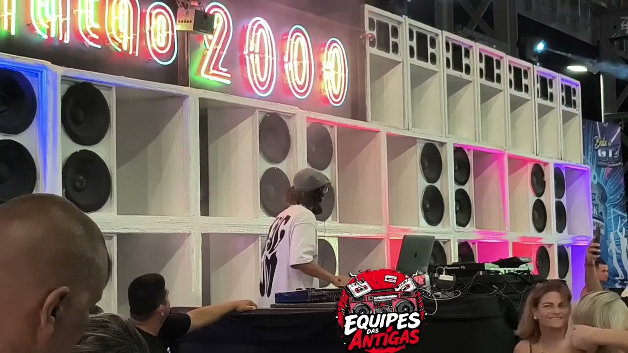 Furacão 2000 e DJ Grandmaster raphael . 
