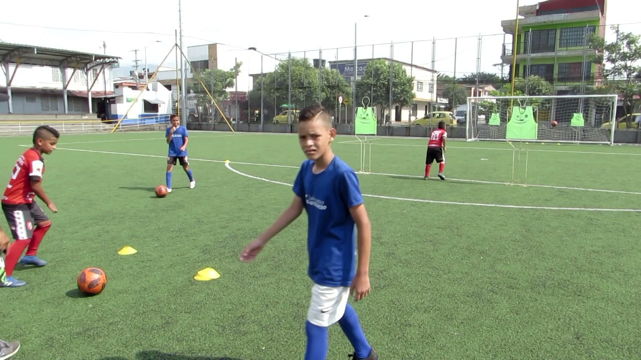 7 ejercicios para mejorar la finalizacion en futbol. categ sub 13