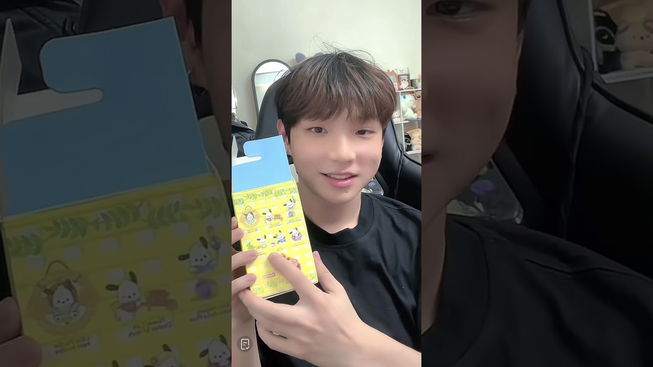 [23.12.25] Khang Ki unbox quà và tâm sự với fan 