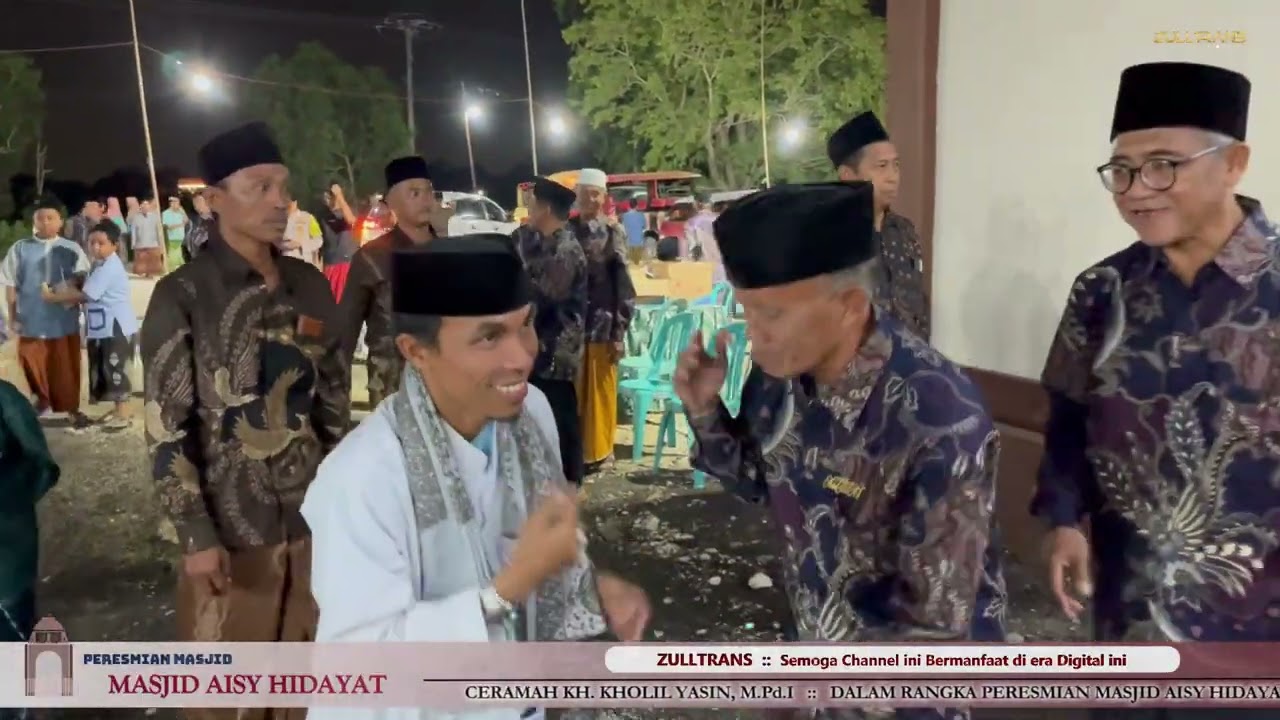 PERESMIAN MASJID AISY HIDAYAT BERSAMA KH. KHOLIL YASIN & KH. MUSLEH ADNAN.