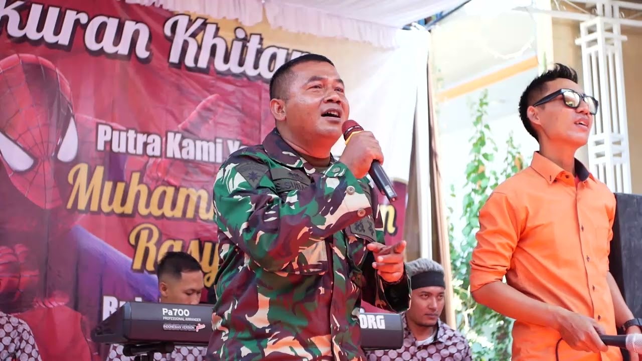 Bapak TNI nyanyi DENDAM KEBENCIAN bareng Mutiara Mada